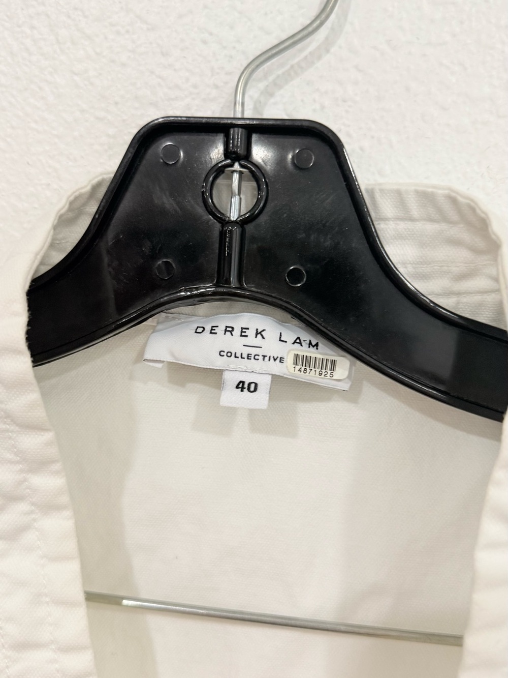 Derek Lam 10 Crosby sleeveless V-neck romper Women’s Size 4 (40) - Picture 3 of 5